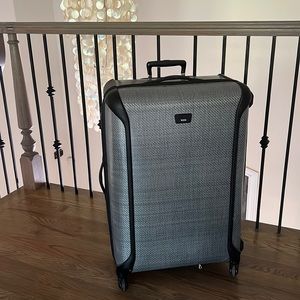 Tumi Luggage gray, 30.5x20x11 inches